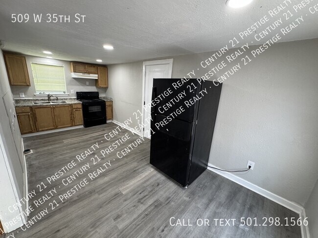 Foto del edificio - 509 W 35th St