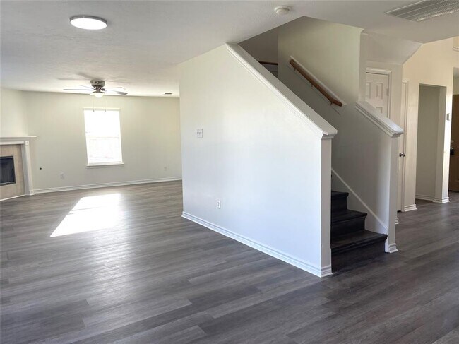 Foto del edificio - 19846 Rustic Lake Ln