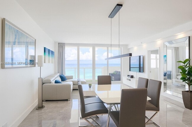 Building Photo - 5601 Collins Ave