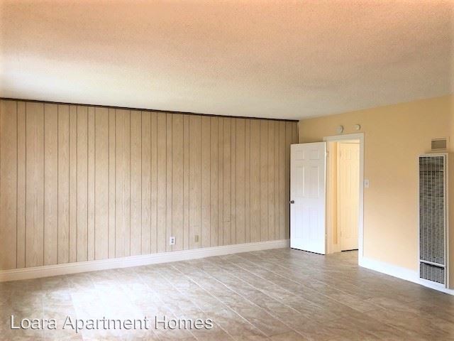 Building Photo - 2200 S Loara St