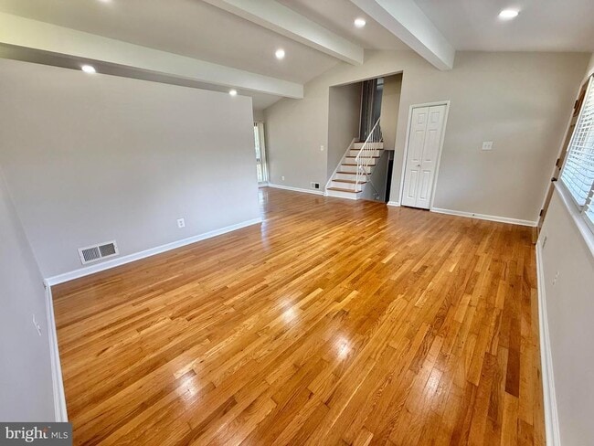 Building Photo - 7700 Glenister Dr