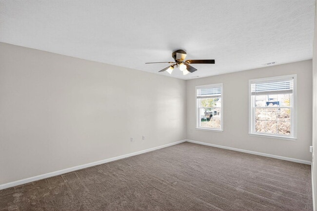 Foto del edificio - 47225 Schwartzkopf Dr