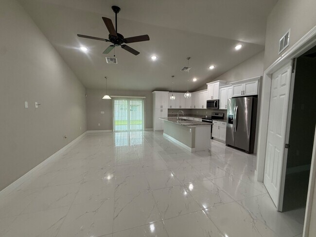 Photo - 3702 Hanna Ave N House