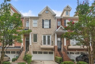 Building Photo - 1022 Emory Parc Pl
