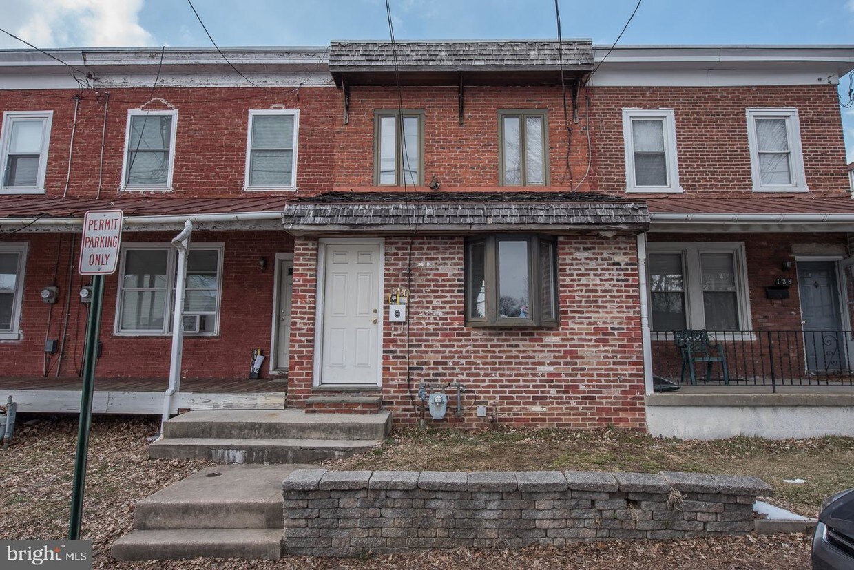 Building Photo - 140 Garrett Ave