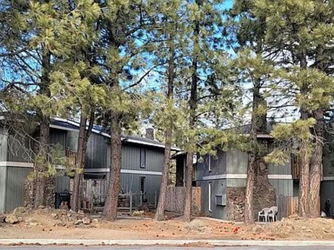 Building Photo - 20390 Fairway Dr