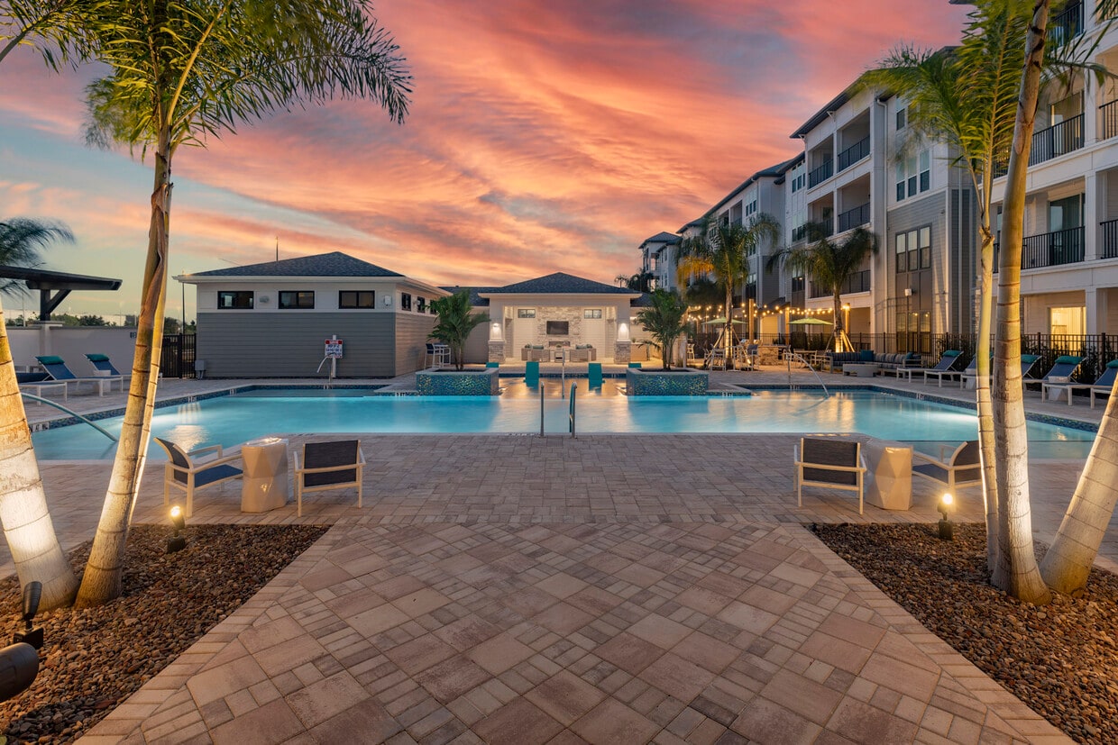 Trio at Jubilee Park - 7663 Jubilee Park Blvd Orlando, FL