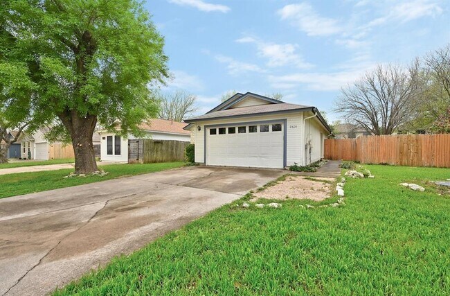 Foto del edificio - 9610 Holly Springs Dr