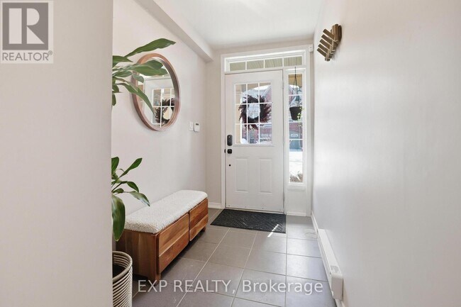 Building Photo - 83 Magpie Way