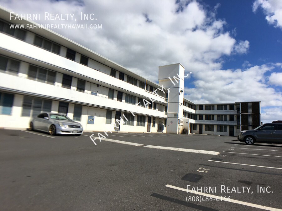Primary Photo - recently remolded 2 bedroom in the harbor ...