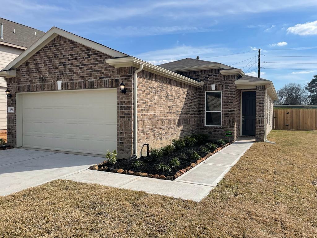 41523 Stampede Stream Dr, Magnolia, TX 77354 House for Rent in