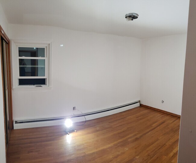Building Photo - 133 Avenue A