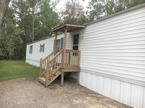 Building Photo - 5512 Forest Ave