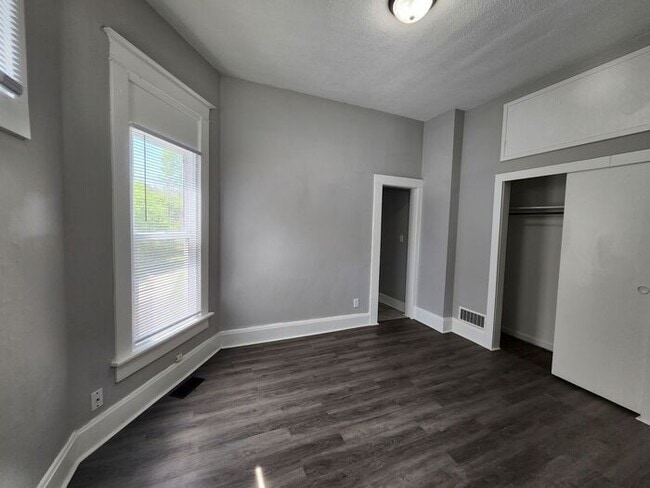 Building Photo - 1 Bedroom in the Farrington Grove Neighbor...