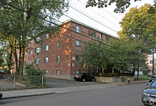 Building Photo - Gardner St, 75-90