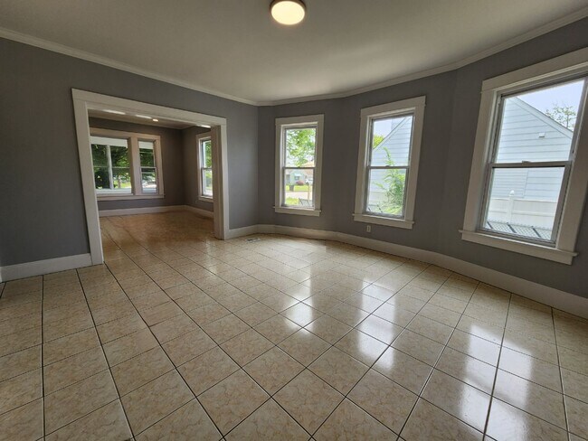 Foto del edificio - A Terrific Home For Your Family in Paramus