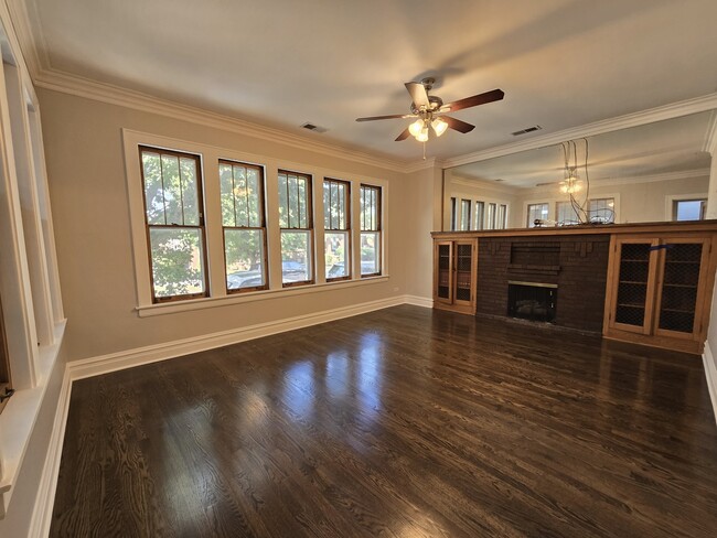Foto del edificio - 4231 N Marmora Ave
