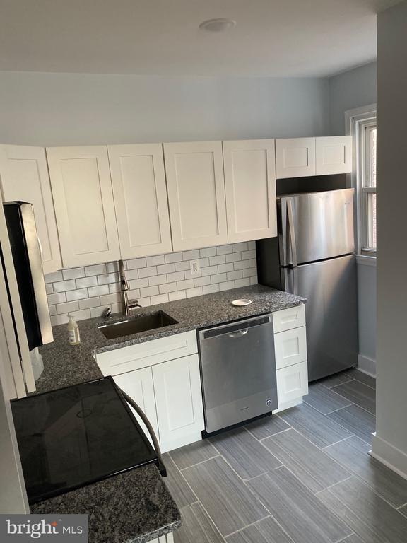 Foto principal - 6516 N Park Ave