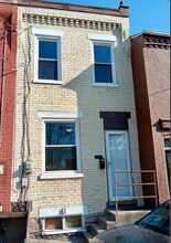 Building Photo - 538 Lafayette St