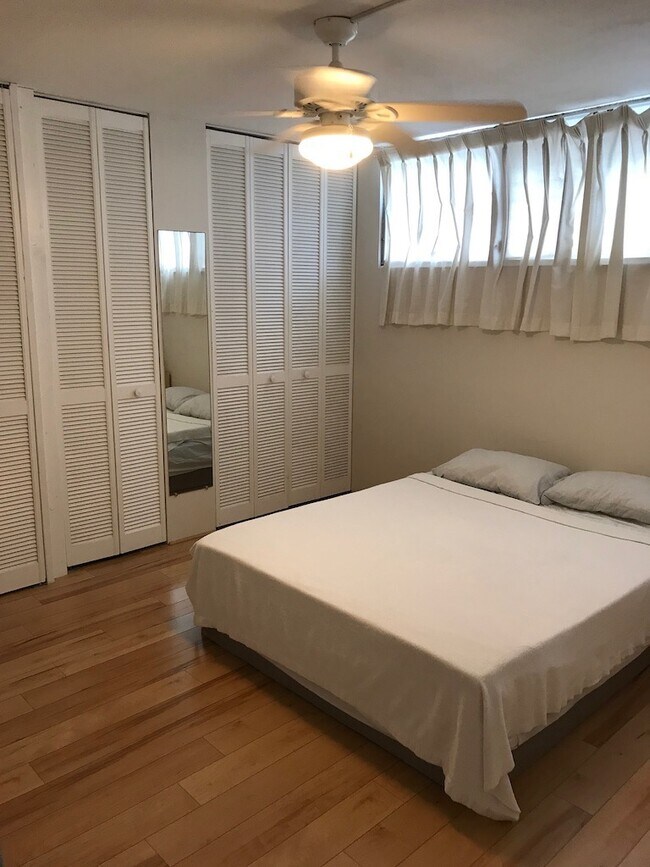 Dormitorio - 1011 Prospect St