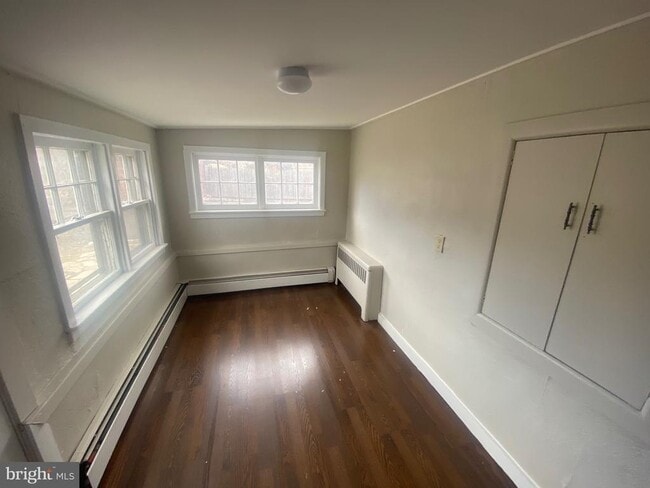 Building Photo - 498 OLD PHILA PI