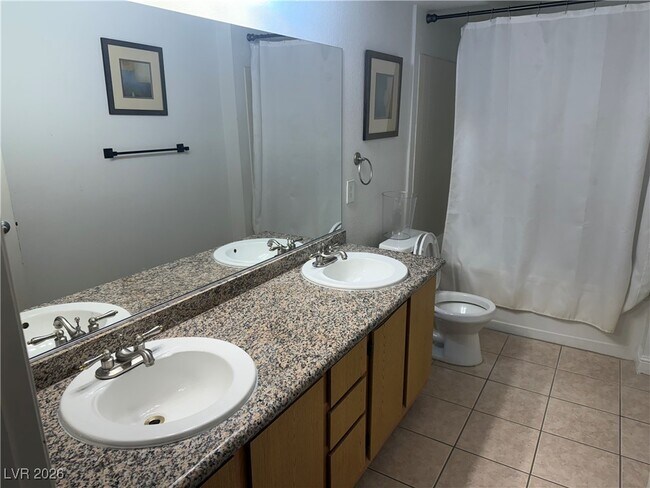 Foto del edificio - 5055 W Hacienda Ave