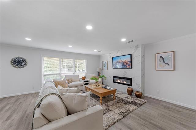 Foto del edificio - 7107 E Mockingbird Ln
