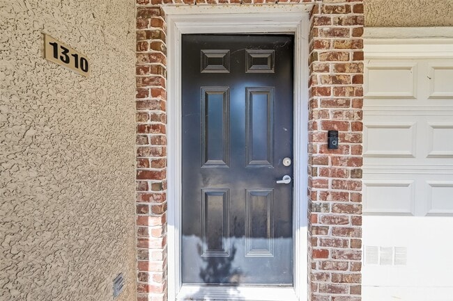 Building Photo - 12707 Boheme Dr