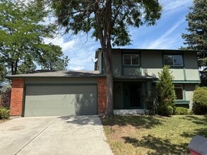 Building Photo - 3140 Westcliff Dr W
