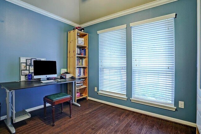 Foto del edificio - 2912 Silhouette Bay Dr