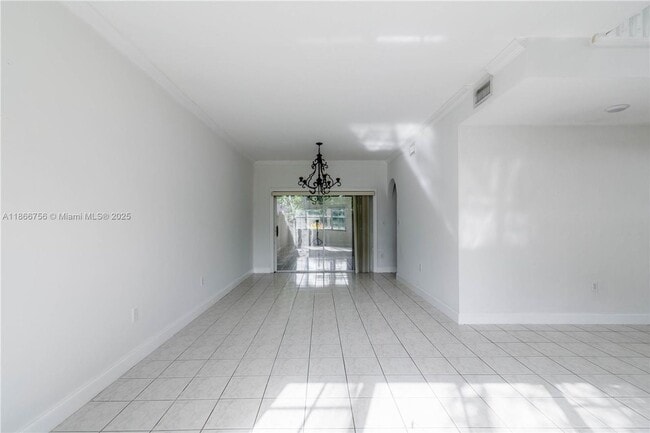 Foto del edificio - 4670 SW 154th Pl
