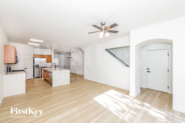 Foto del edificio - 5980 Gentleslope St
