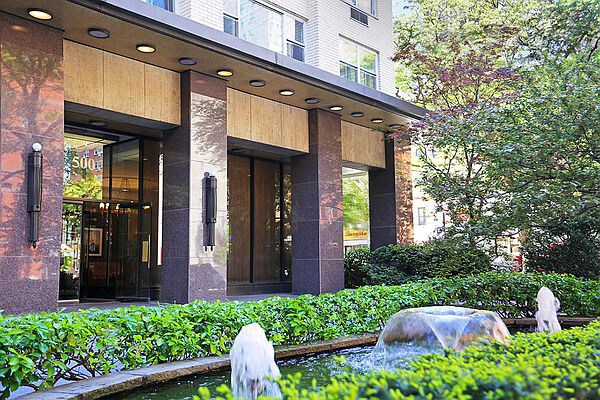 Foto del edificio - 520 E 85th St