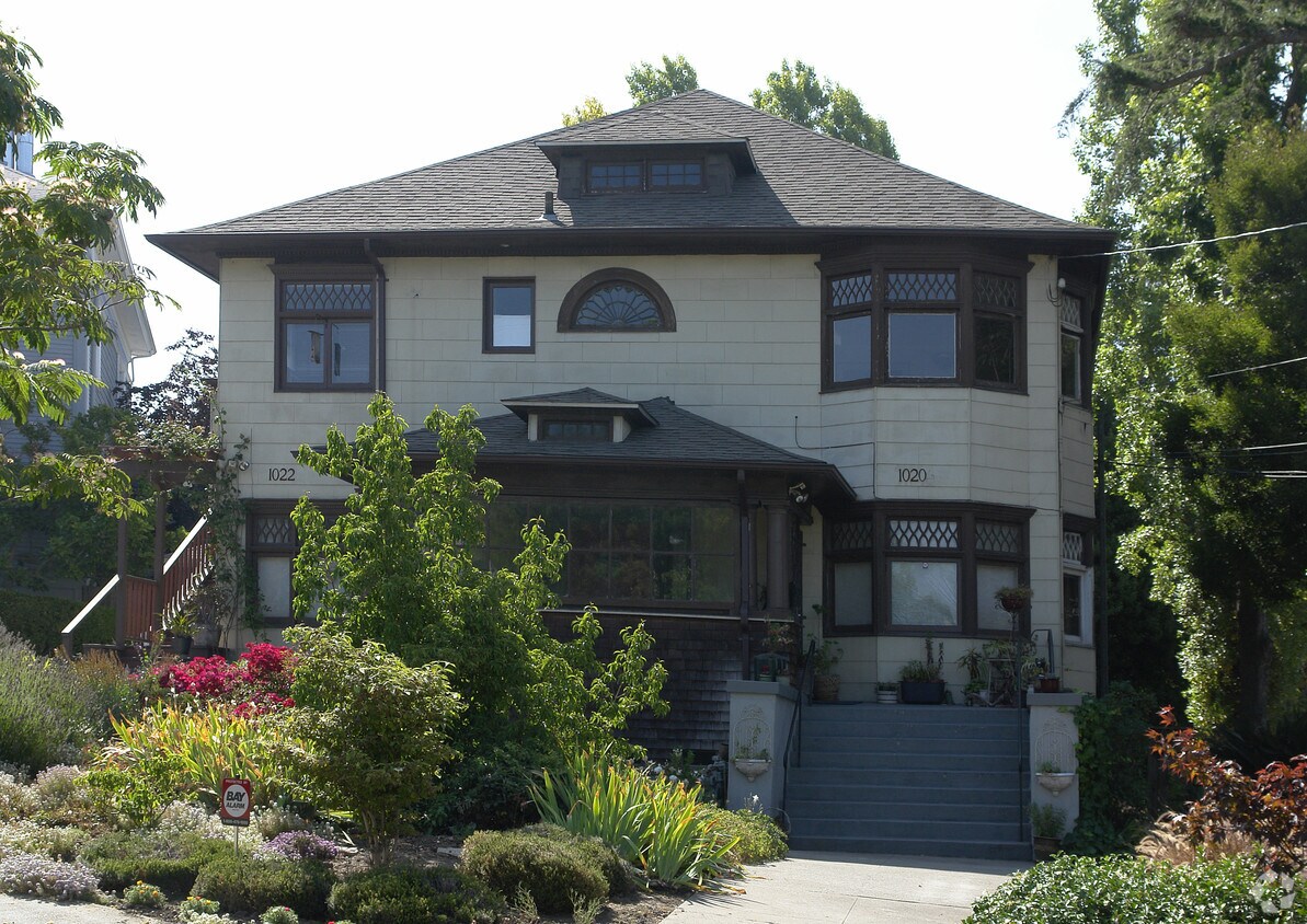 Primary Photo - 1020-1022 Bella Vista Ave
