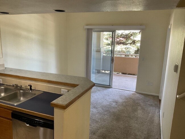 Photo - Pre lease !! House