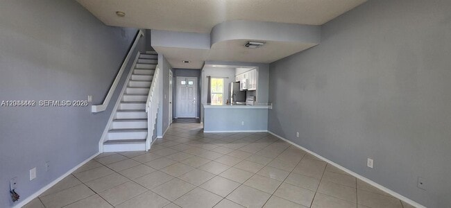 Foto del edificio - 211 Mallory Ct