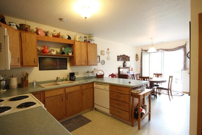 Foto del edificio - 706 N Juno Ave