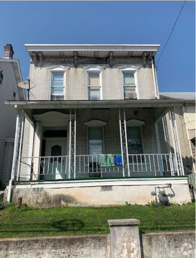 Building Photo - 29 2nd St
