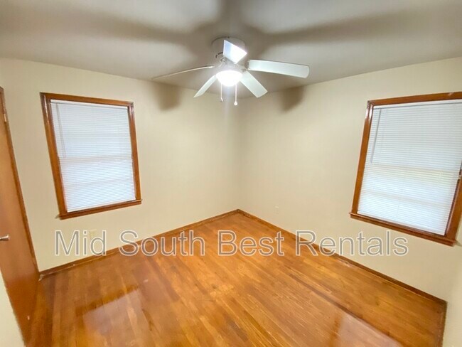 Building Photo - 2173 Pamela Dr