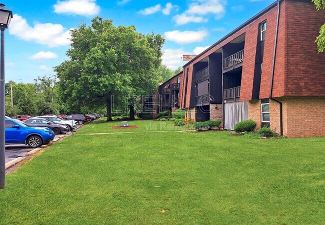 Foto del edificio - 3500 Lodge Ln