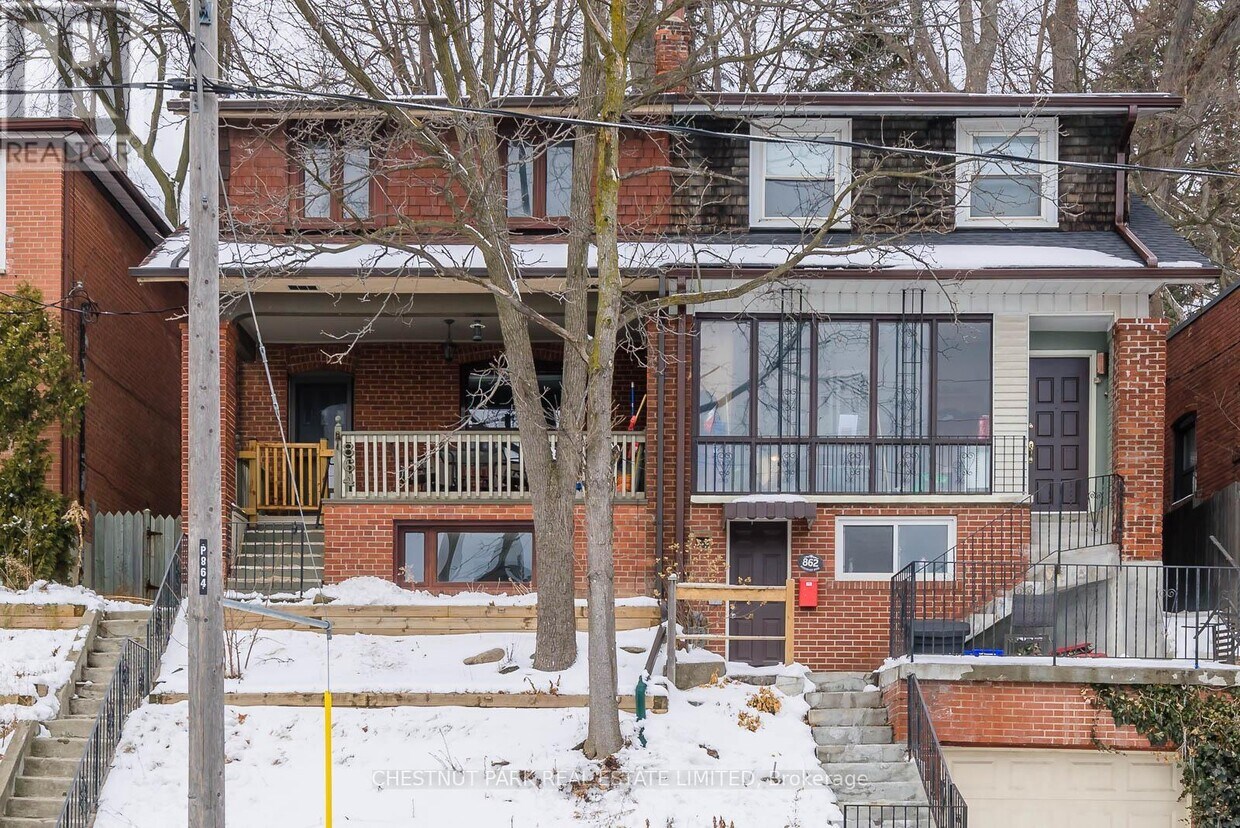 Primary Photo - 864 Davenport Rd