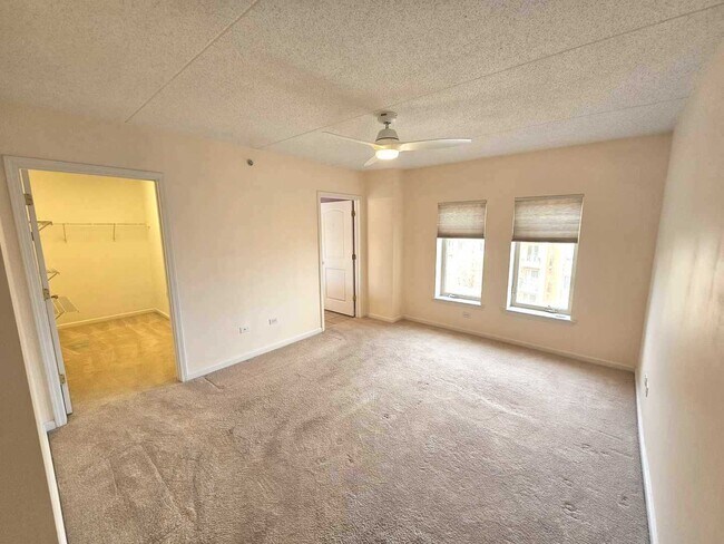Building Photo - 655 Perrie Dr