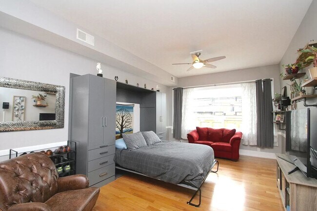 Foto del edificio - 721 South Blvd