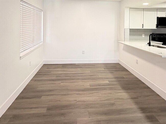 Foto del edificio - 2524 Citrus Club Ln