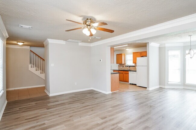 Building Photo - 20415 Blue Beech Dr
