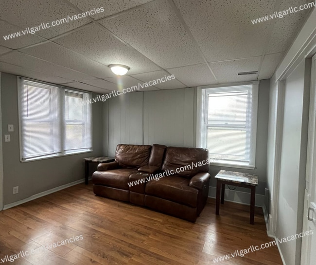 Building Photo - 658 Connecticut St