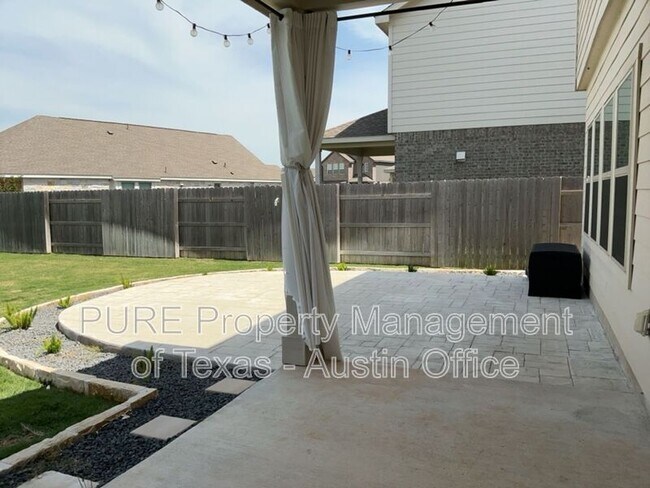 Foto del edificio - 1208 Morning View Rd