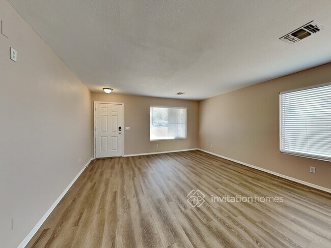 Building Photo - 14572 N 154th Ave