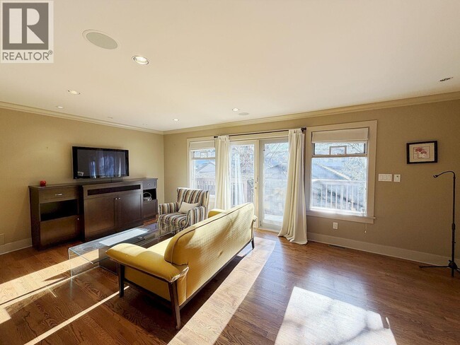 Building Photo - 40XX W 32nd Ave