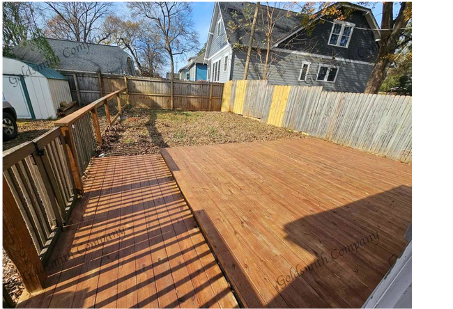 Building Photo - North Main/Earle Street Area Bungalow